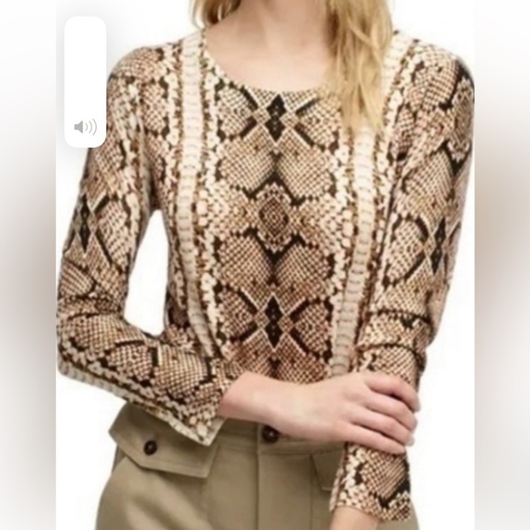 J. Crew Merino Wool snake print Tippi sweater. Size Medium - Picture 3 of 7